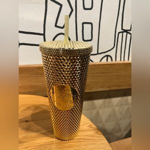 Starbucks holiday cup